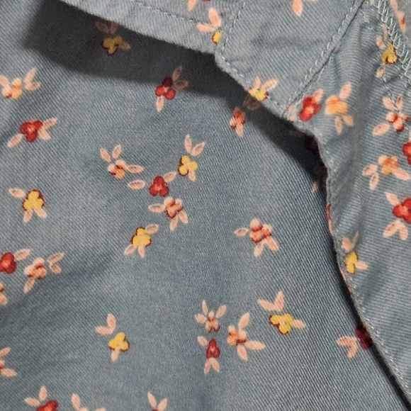 Talbots floral 100% cotton top size large - Picture 4 of 13